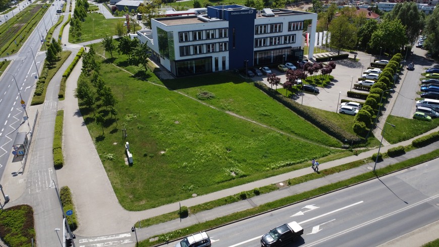 Tu przy skrzyżowaniu ul. Wołoskiej i Żmigrodzkiej powstanie jeden z parkingów