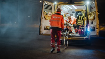 Elképesztő küzdelem: apai lélekjelenlét mentette meg a kalocsai kislányt