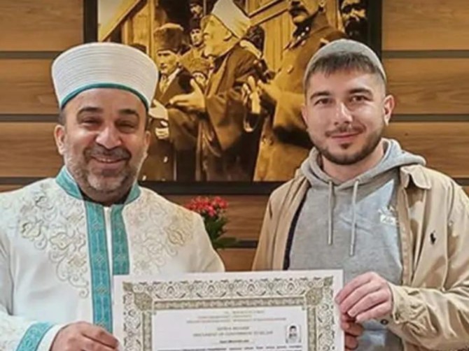 David iz Srbije prešao u islam i uzeo novo, muslimansko ime