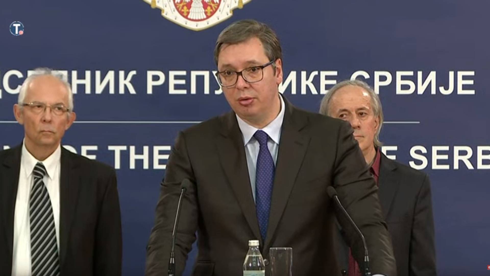 Ko se ovde zabrojao Kon ili vlast: Vučić najavio prebrojavanje preminulih od korone