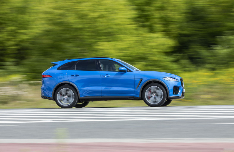 Jaguar F-Pace SVR