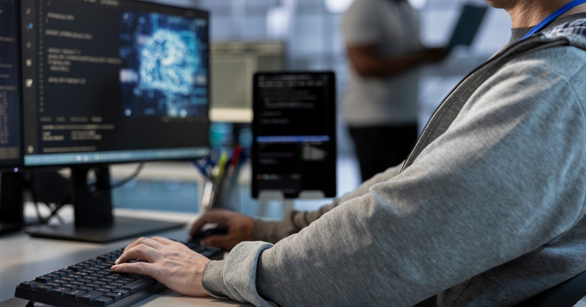 Programiści żyli w raju, dziś boją się o pracę. Maciek: wycinka idzie od średniego szczebla