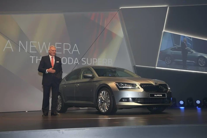 Nowa Skoda Superb