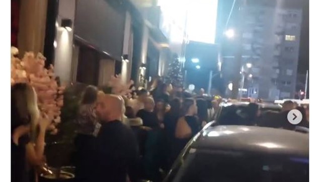 Gužva ispred restorana na Banovom brdu, aktiviran suzavac