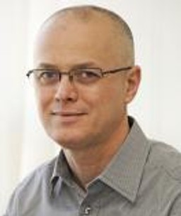 Nowacki: Telewizja to nie koncesja