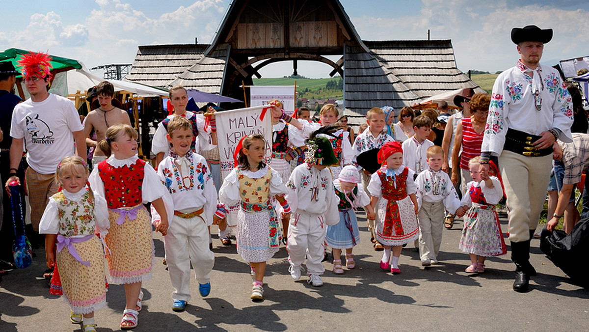 Wielkim wydarzeniem dla całego regionu Liptowa i Wysokich Tatr jest Festiwal Folklorystyczny w Vychodnej. W tym roku festiwal odbędzie się w dniach 4-7 lipca, a tematem przewodnim będzie 300. rocznica śmierci słynnego zbójnika, Juraja Janosika.