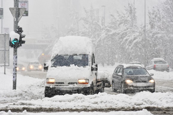 OÄekuje se sneg visok od 20 do 50 centimetara, a negde i viÅ¡i