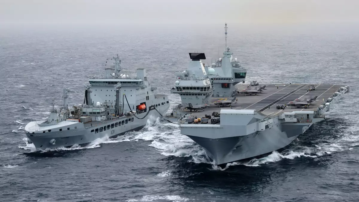 Joint Warrior to odbywające się co dwa lata duże morskie manewry pod przywództwem Wielkiej Brytanii