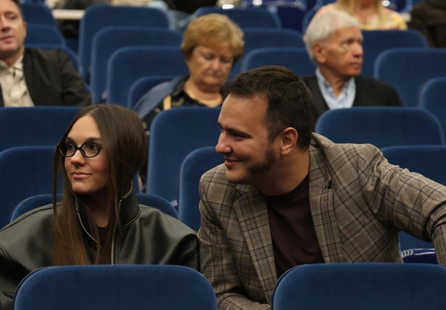 Aleksa Balašević na premijeri filma sa suprugom