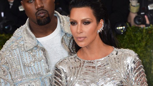 Sokk! Ezért menekültek Kim Kardashianék Kubából!