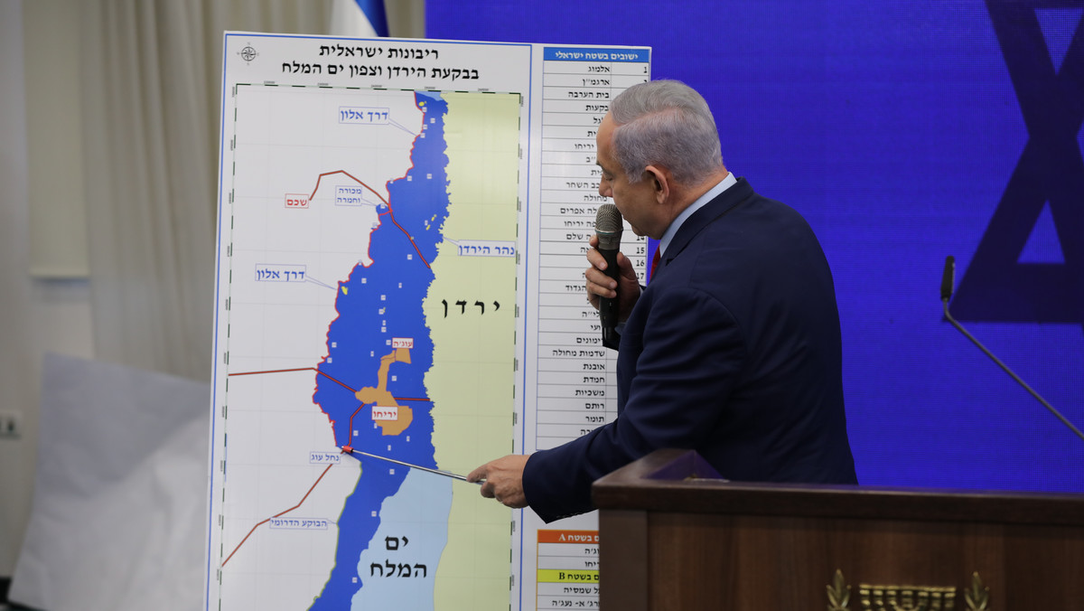 Premier Izraela zapowiedział, że jeśli pozostanie na stanowisku, anektuje część okupowanego Zachodniego Brzegu. Za tydzień w jego kraju odbędą się przyspieszone wybory parlamentarne.
