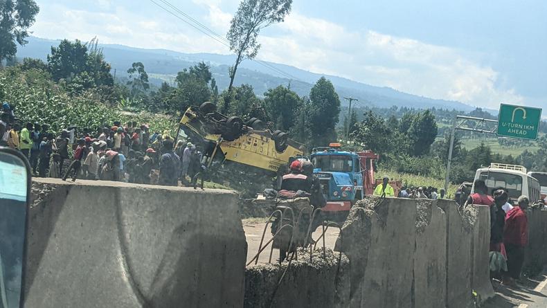 30 injured in road accident involving school bus at Sachangwan black spot