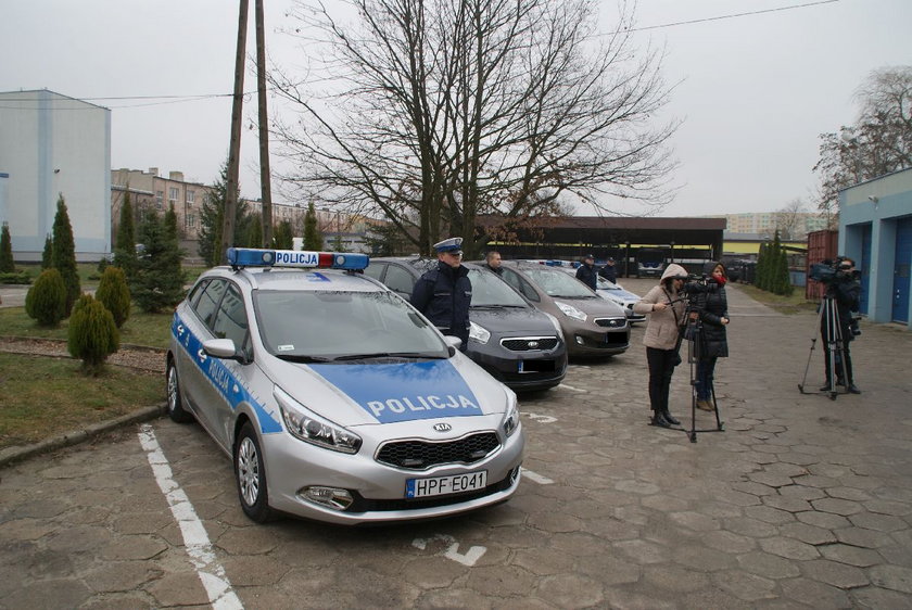 Bełchatowscy policjanci dostali radiowozy