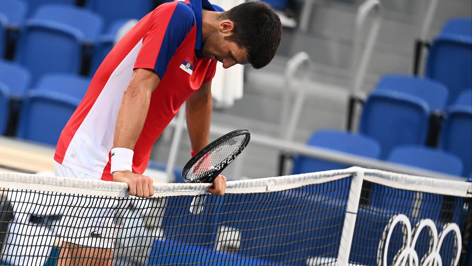 Novak je patetično razmaženo dete: novinar koji je izgubio posao zbog Megan Markel i kritikovao Naomi Osaku, sad je prešao na Đokovića