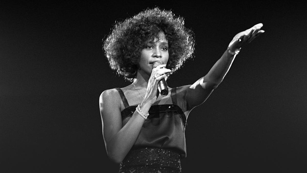 Whitney Houston (1988)