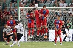 Fatalny start Piasta. 3 mecze, 3 porażki, 0 goli. Legia zrobiła swoje [WIDEO]