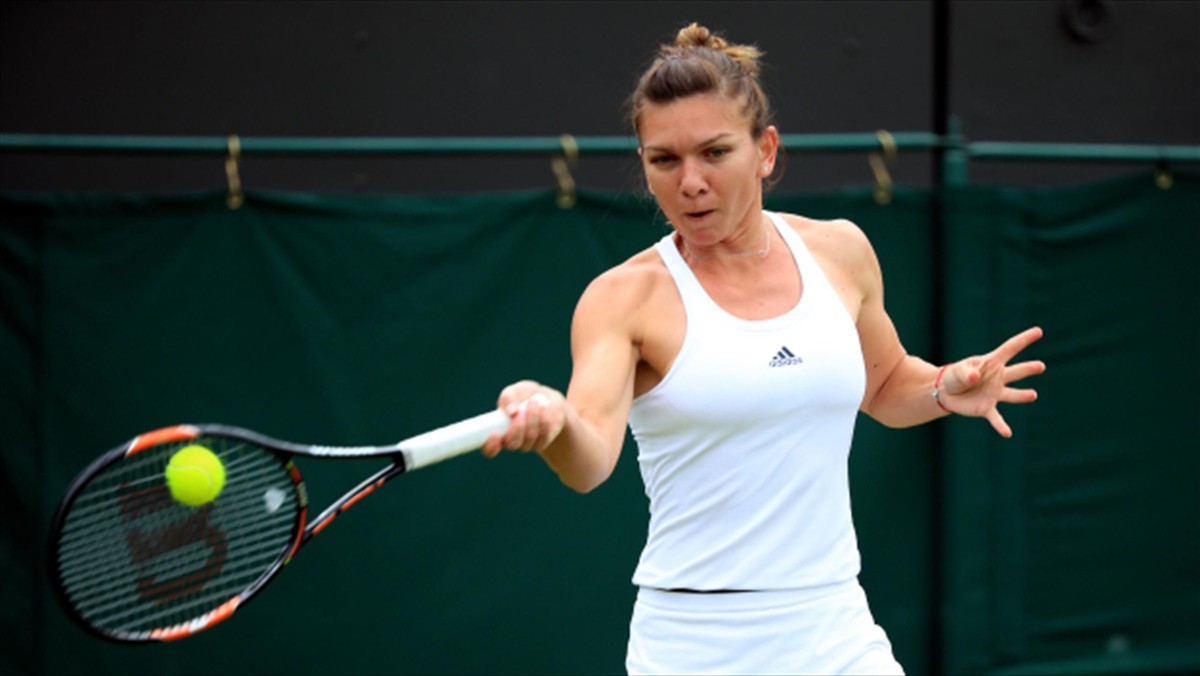 Uczestniczka Finałów WTA w Singapurze Simona Halep wspomina bardzo trudny początek sezonu. - Miałam sporo infekcji, dlatego grałam słabiutko. Dopiero po kilku miesiącach mi przeszło i osiągałam zdecydowanie lepsze wyniki - powiedziała Rumunka.