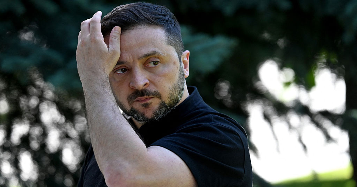 Zelensky accuse Poutine d'afficher son impunité à l'Élysée