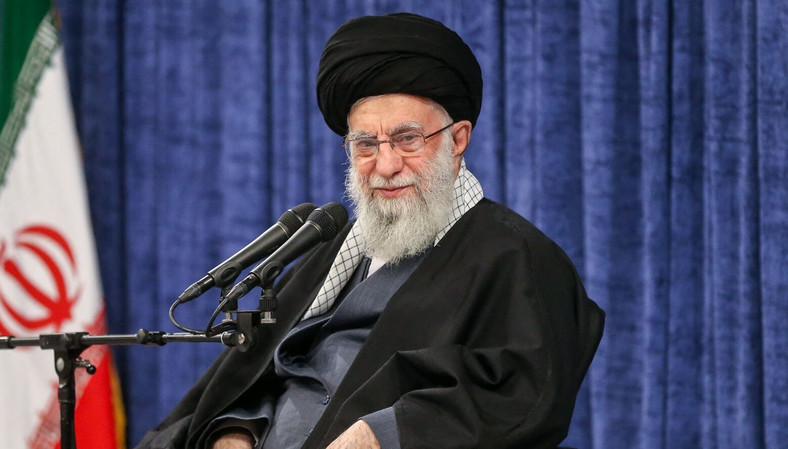 Najwyższy Przywódca Iranu ajatollah Ali Chamenei wygłasza przemówienie w Teheranie, Iran, 3 kwietnia 2024 r.
