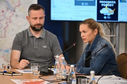 431 szkół zamkniętych po powodzi. Szefowa MEN: Organizujemy zielone szkoły dla uczniów