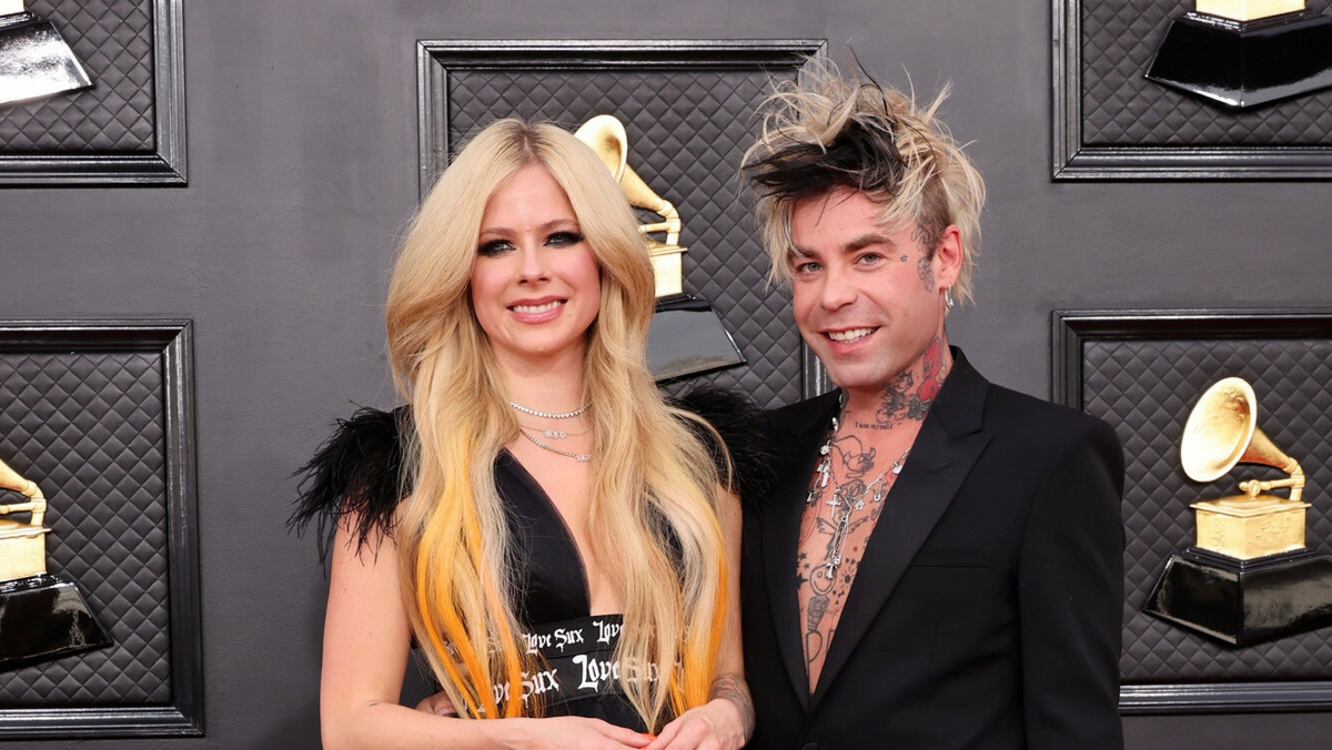 Avril Lavigne i Mod Sun biorą ślub! W sieci pojawiło zdjęcie z zaręczyn