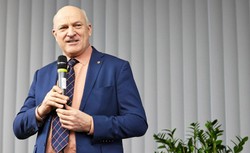 45 tys. zł zadośćuczynienia za niesłuszne zatrzymanie dla b. prezesa Grupy Lotos