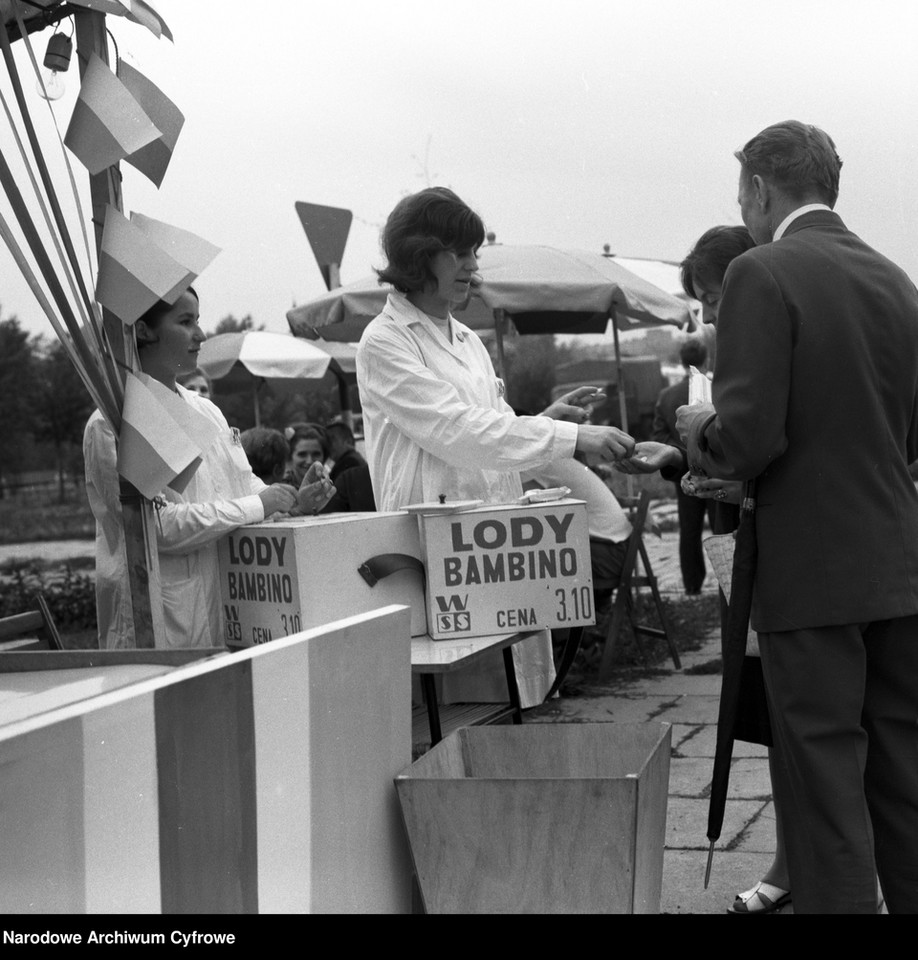 Obchody Święta Pracy w Warszawie/ 1969 rok 