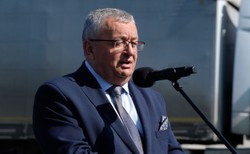 Minister Infrastruktury: Nie wiem, co się stało, że program Mieszkanie+ nie ruszył