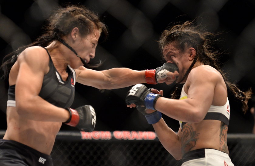 Joanna Jędrzejczyk pokonała Claudię Gadelhę i przeszła do historii UFC