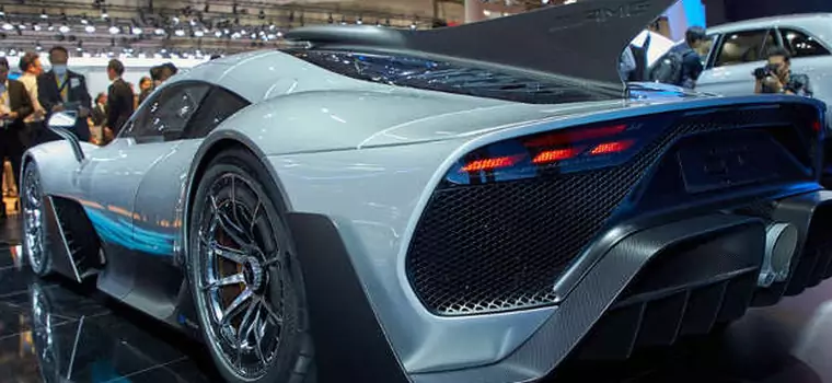 Mercedes-AMG Project One pokazany w Tokio