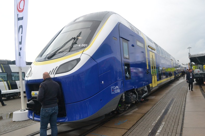 Skład Coradia Max firmy Alstom. Fot. Krzysztof Śmietana