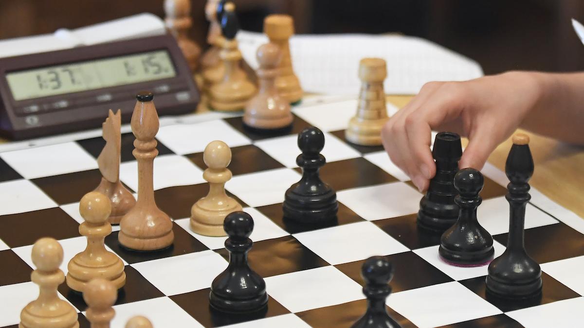 Šach-MS: Ani druhý zápas Carlsena s Nepomňaščim nespoznal víťaza