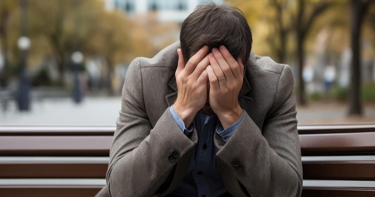 Jan był menedżerem, ale stracił pracę. Szukanie nowej okazało się piekłem. "Czuję się jak trybik w fabryce kłamstwa"