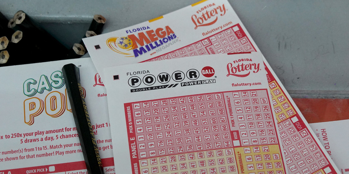 Los loterii Powerball kupiony został w amerykańskim stanie Michigan