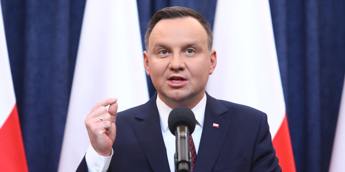 Prezydent chce, by Trybunał Konsytutucyjny sprawdził, czy nowela znosząca górny limit składek na ZUS jest zgodna z konstytucją