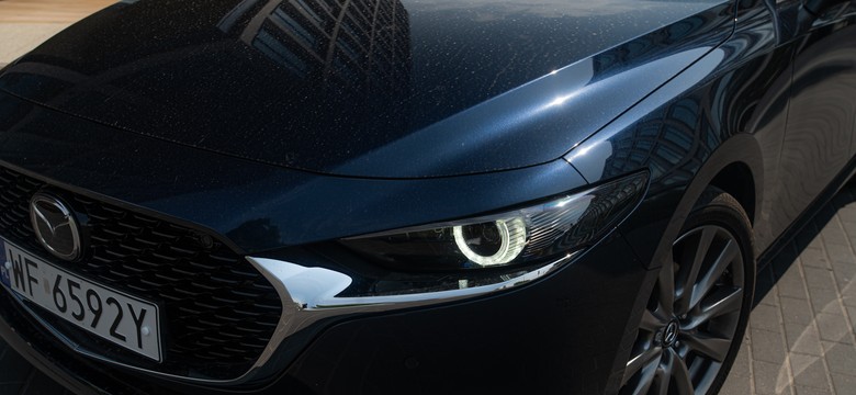 Mazda 3 ma przycisk, który powinien znaleźć się w każdym aucie