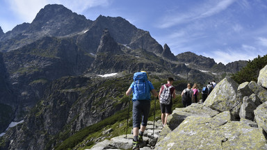 Niechlubne pamiątki po "turystach" w Tatrach