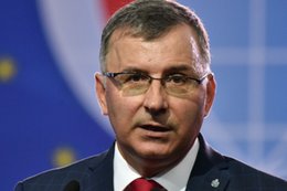 Prezes PKO BP: w Polsce szybciej powstanie autonomiczny bank niż autonomiczny samochód