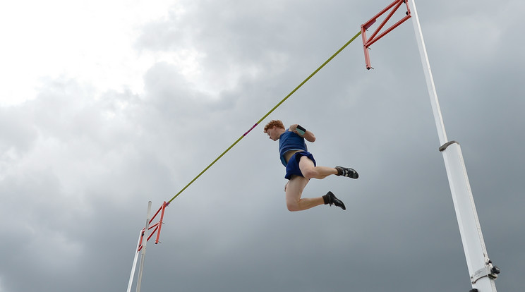 Shawn Barber rudat ugrik /Fotó: AFP