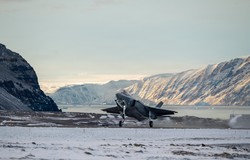 Dania da Amerykanom to, czego chcą. Bez gróźb, po cichu