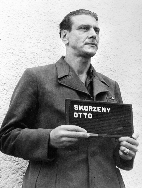 Otto Skorzeny podczas procesu w Norymberdze (1947 r.)
