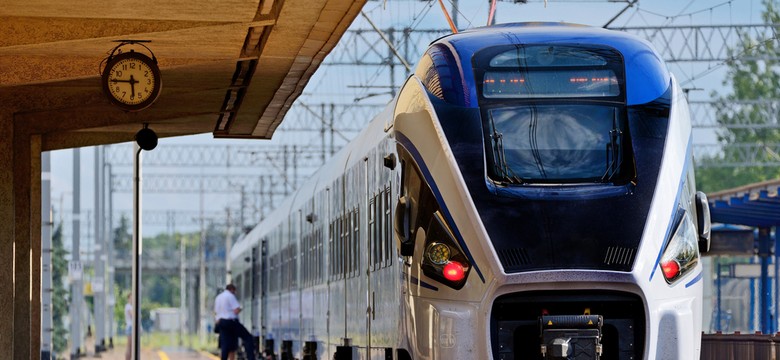 Podwyżka cen biletów nieunikniona? Pasażer może zapłacić za drożejący prąd