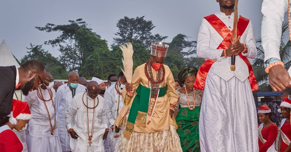 Olu of Warri, Ogiame Atuwatse III hosts inspirational maiden edition of Christmas Carol Service in Warri - Vimarsana News
