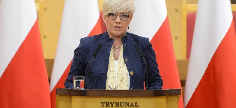 Na zmianę nigdy nie jest za późno! Rewelacyjna metamorfoza prezes Przyłębskiej. FOTO