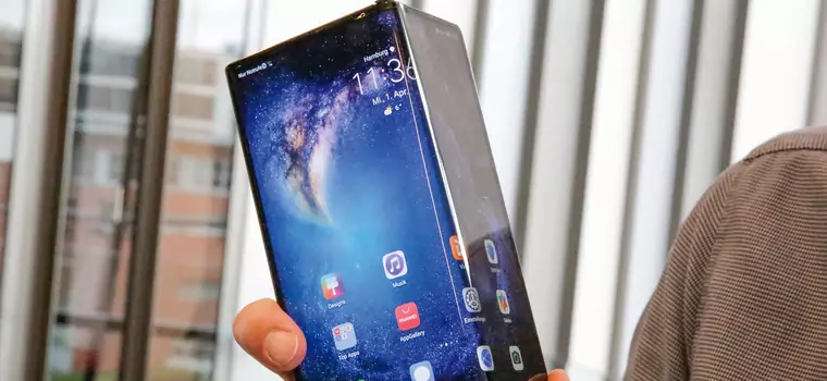 Huawei pracuje nad składanym smartfonem Mate X2. Pierwsze informacje już w sieci