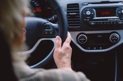 To koniec zakazu rejestracji samochodów spalinowych w UE? "Wydaje mi się, że przeciwników będzie niewielu"