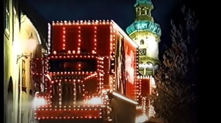 Elmesélte Lola, hogy milyen volt a Coca-Cola ikonikus karácsonyi kamionja / Fotó: YouTube