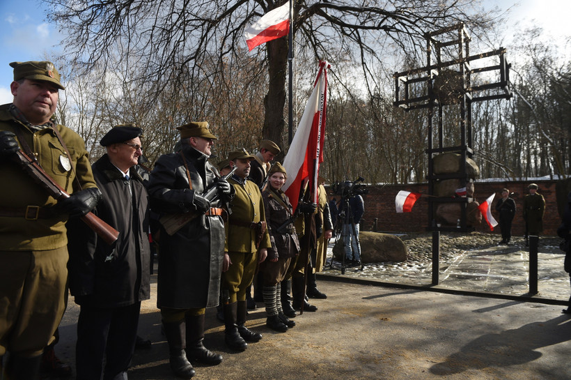 Polacy w całym kraju upamiętniają "Żołnierzy Wyklętych"