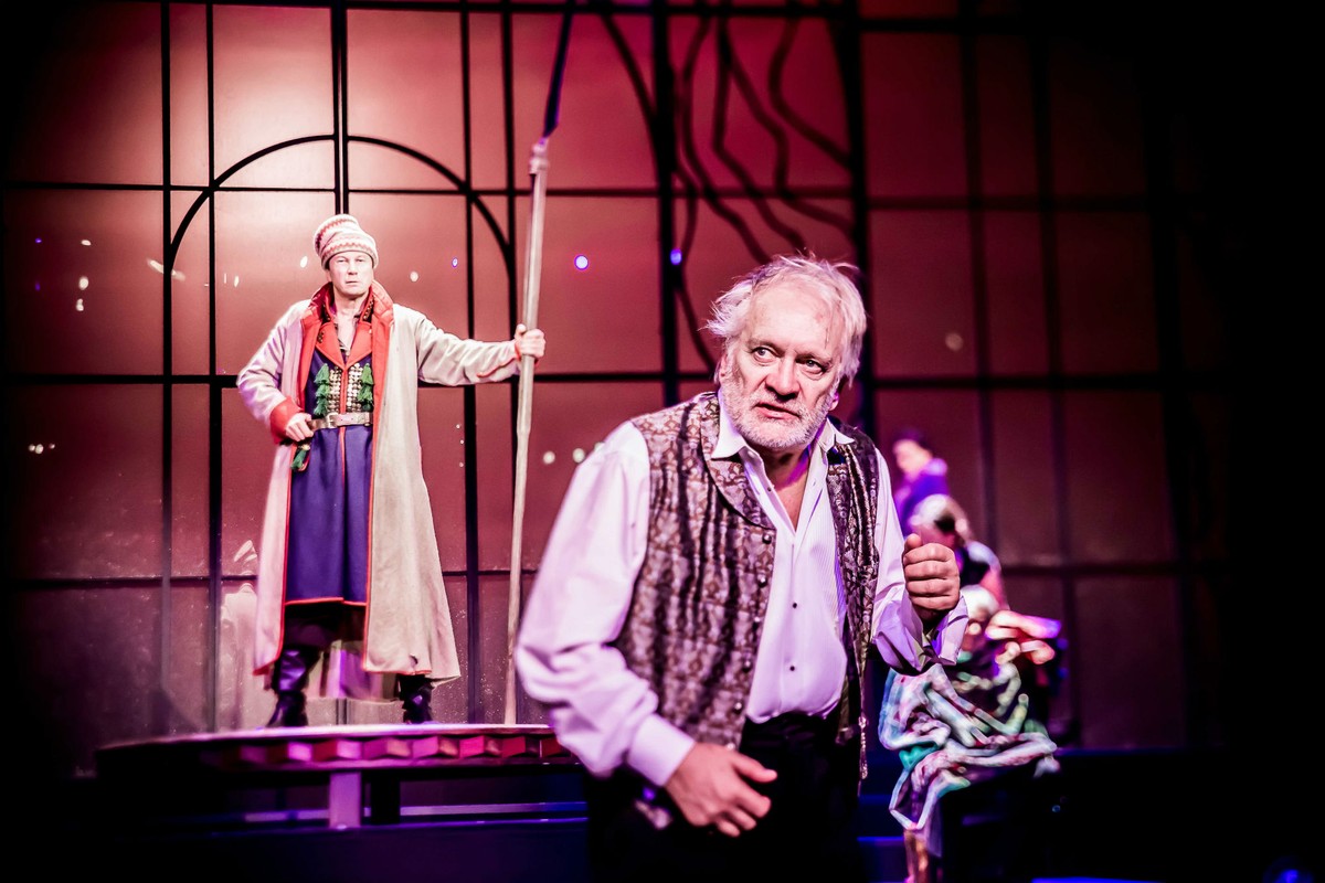 "Wesele" w Teatrze Polskim w Warszawie - fot. Krzysztof Bieliński