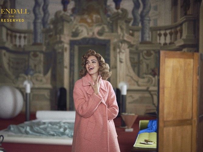 Kendall Jenner w kampanii Ciao Kendall Reserved